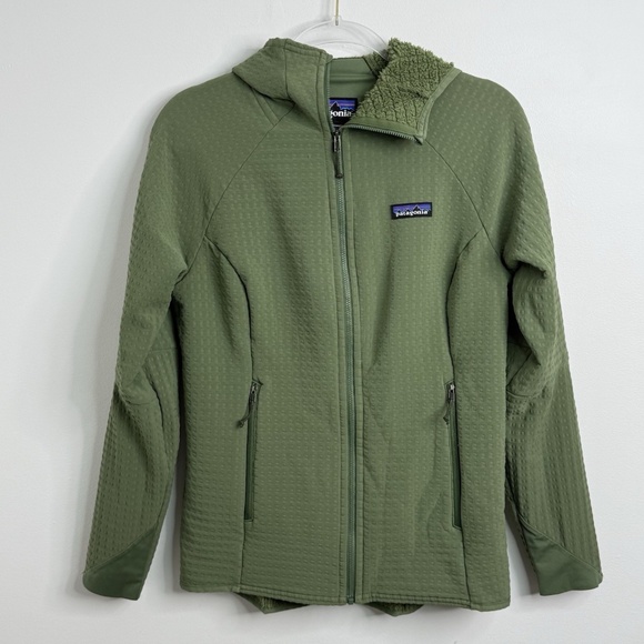 PATAGONIA Women's R2 TechFace Hoody Softshell Jacket Zip Up Size M Camp Green - Picture 1 of 14